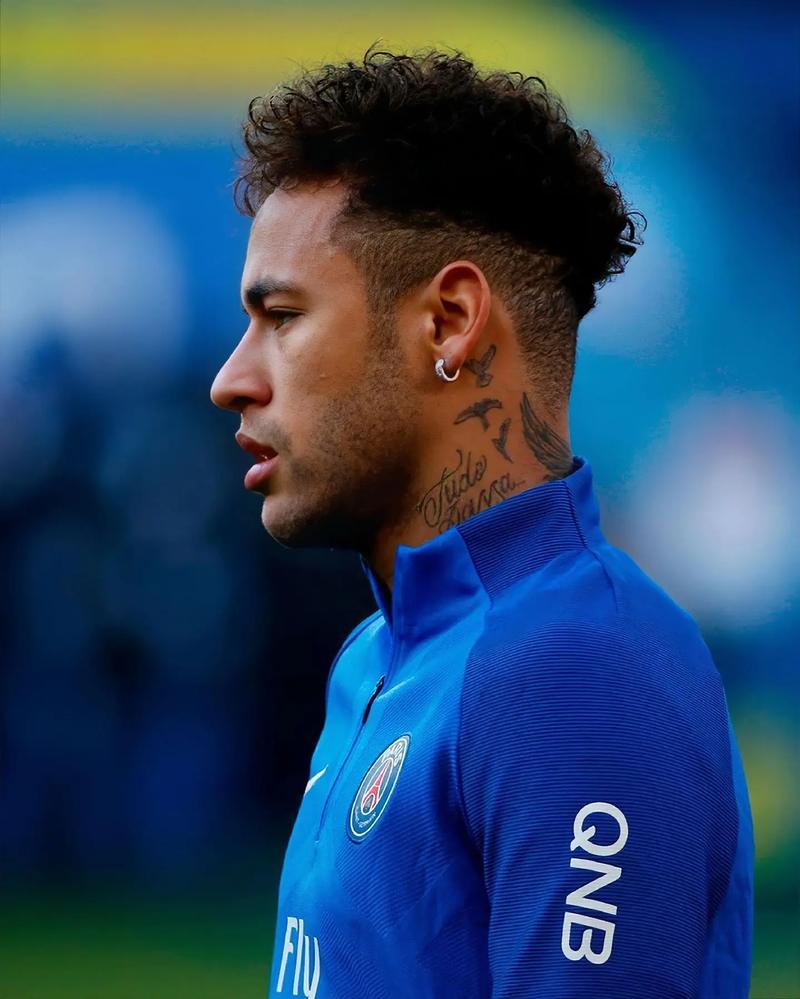 绝妙传递+完美终结！这才是团队足球的巅峰！（行云流水的配合与致命一击，团队足球的极致演绎）