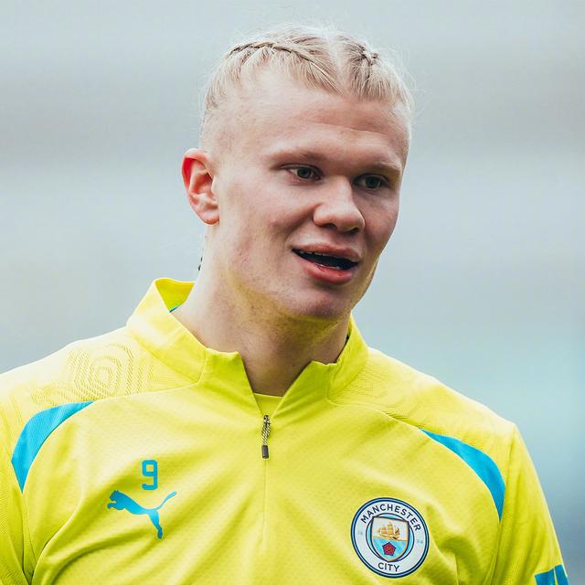 电讯报：纽卡可能无法在冬窗签下阿尔克马尔中场斯密特（电讯报：纽卡冬窗追阿尔克马尔中场斯密特恐难成行）