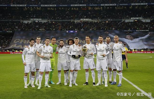 梅西社媒发文纪念世界杯夺冠三周年：世界冠军！转眼三年了（梅西社媒庆祝世界杯夺冠三周年：世界冠军，三年匆匆）