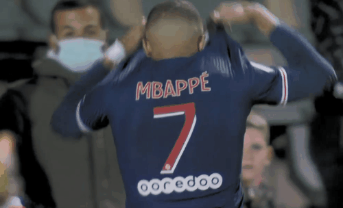 阿隆索帅位最新动态：皇马主帅在迎战毕尔巴鄂前面临极其困难局面（阿隆索执教前景更新：皇马主帅战毕尔巴鄂前遭遇严峻考验）