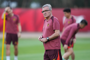 都体：弗拉霍维奇可能缺席尤文20场比赛，包括多场关键战役（都灵体育报：弗拉霍维奇或缺席尤文20场，多场关键之战成疑）