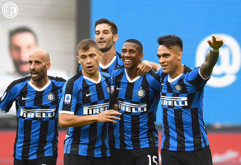 英超争四格局大乱，大黑马杀入欧冠区，超越切尔西，甩开曼联（英超前四洗牌，黑马跻身欧冠区，力压切尔西，甩开曼联）