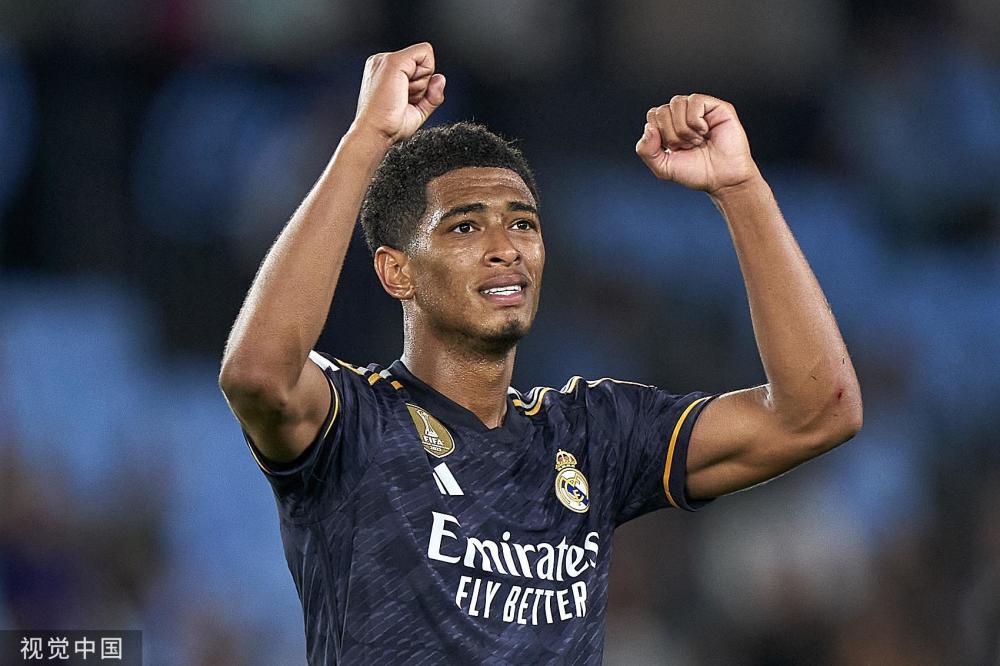 基米希：尽管还不清楚格纳布里的规划，我内心希望他留在拜仁（基米希：格纳布里去留未定，但我希望他继续效力拜仁）