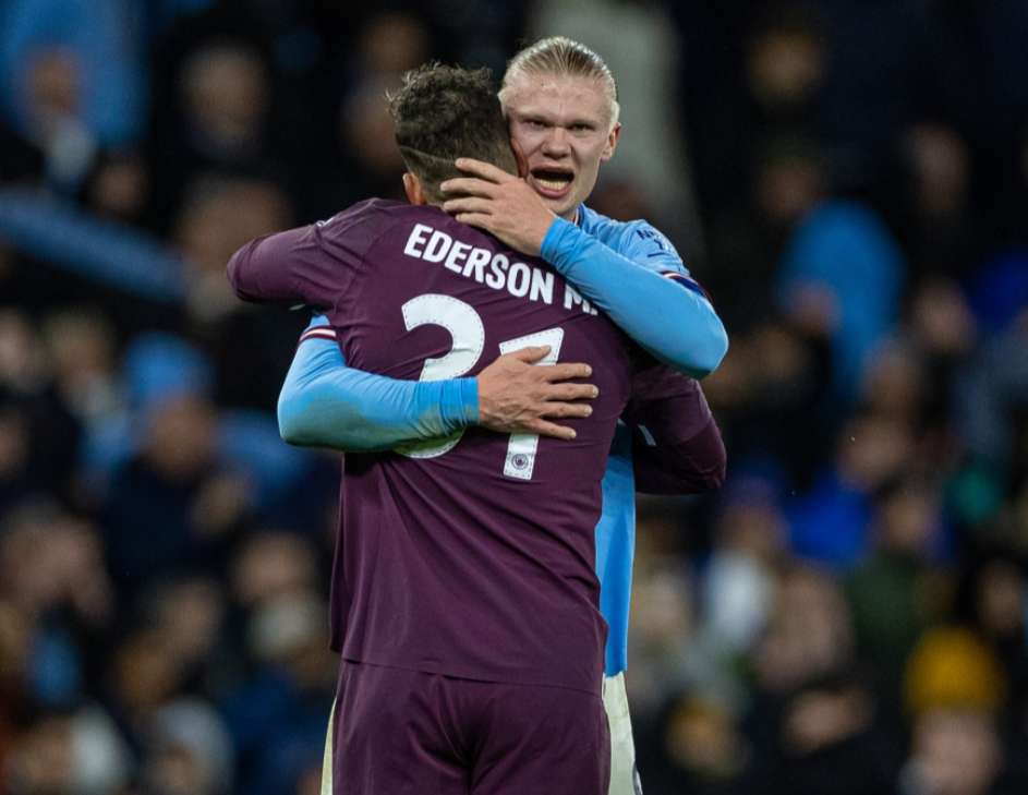 国内媒体：胖东来新店售卖梅西签名球衣，乔丹球衣售价13.8万（媒体称胖东来新店上架梅西签名球衣，乔丹球衣标价13.8万元）