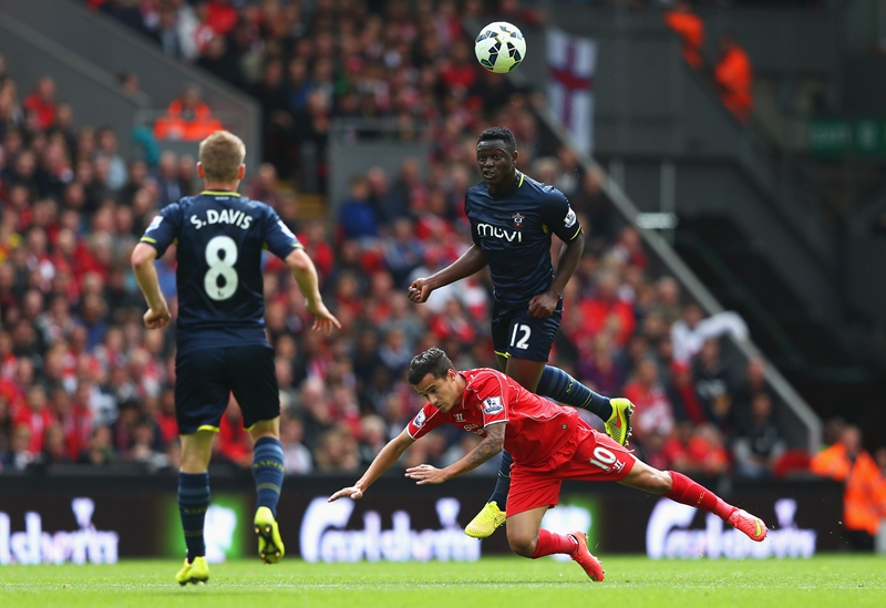 奥斯卡、巴尔加斯赛季前离队，武磊长期伤缺，但海港仍夺冠军（赛季前失去奥斯卡、巴尔加斯，武磊又长期伤停，海港仍加冕冠军）