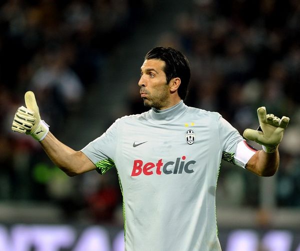 皇家马德里允许利物浦完成“世界级”签约，罗德里戈将于2026年加盟。（皇马开绿灯，利物浦敲定世界级引援，罗德里戈预计2026年加盟）