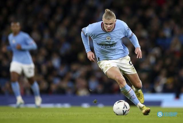 路易斯-苏亚雷斯：踢拜仁我们表现出色；巴黎也非常难对付（苏亚雷斯：对阵拜仁发挥出色，巴黎同样难缠）